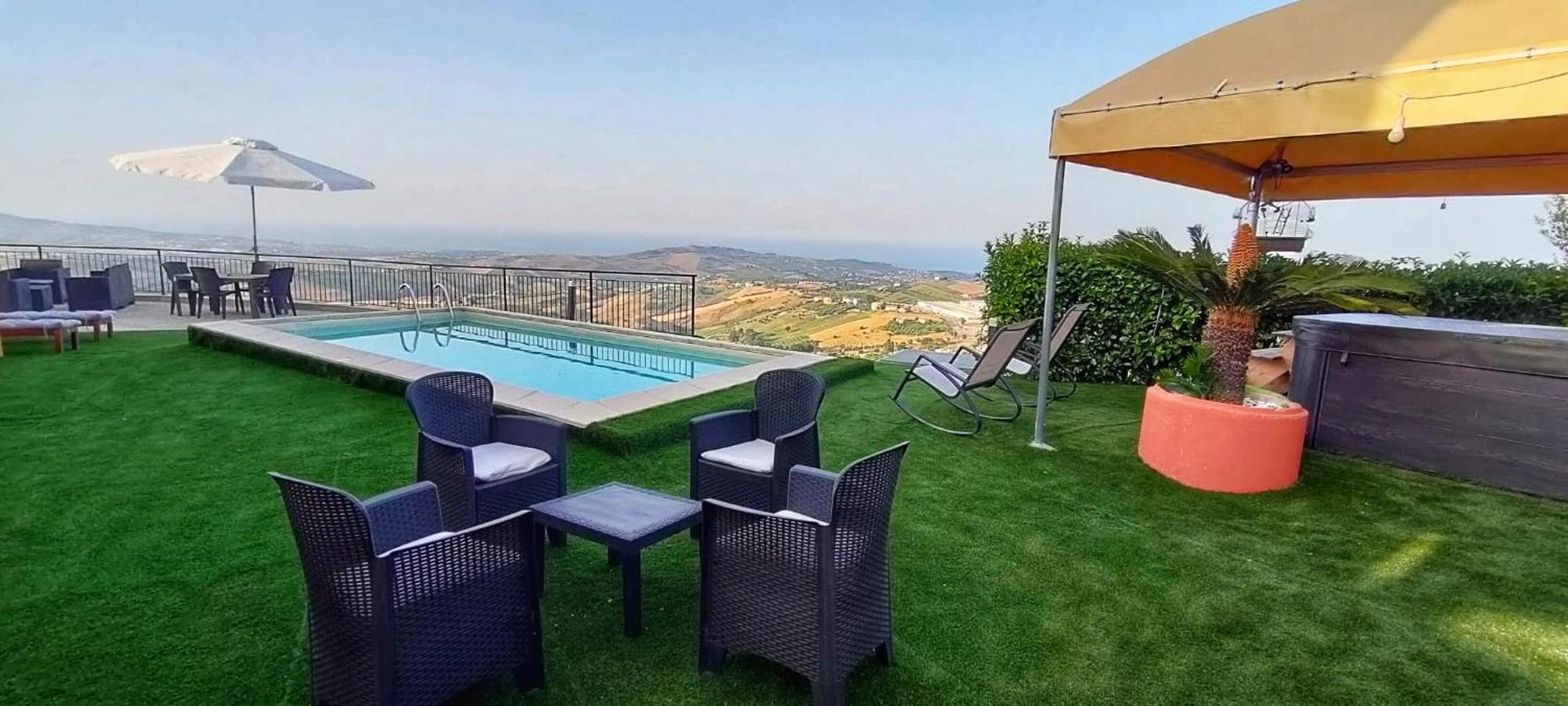Bed and Breakfast La Terrazza Motta Atri Exterior foto