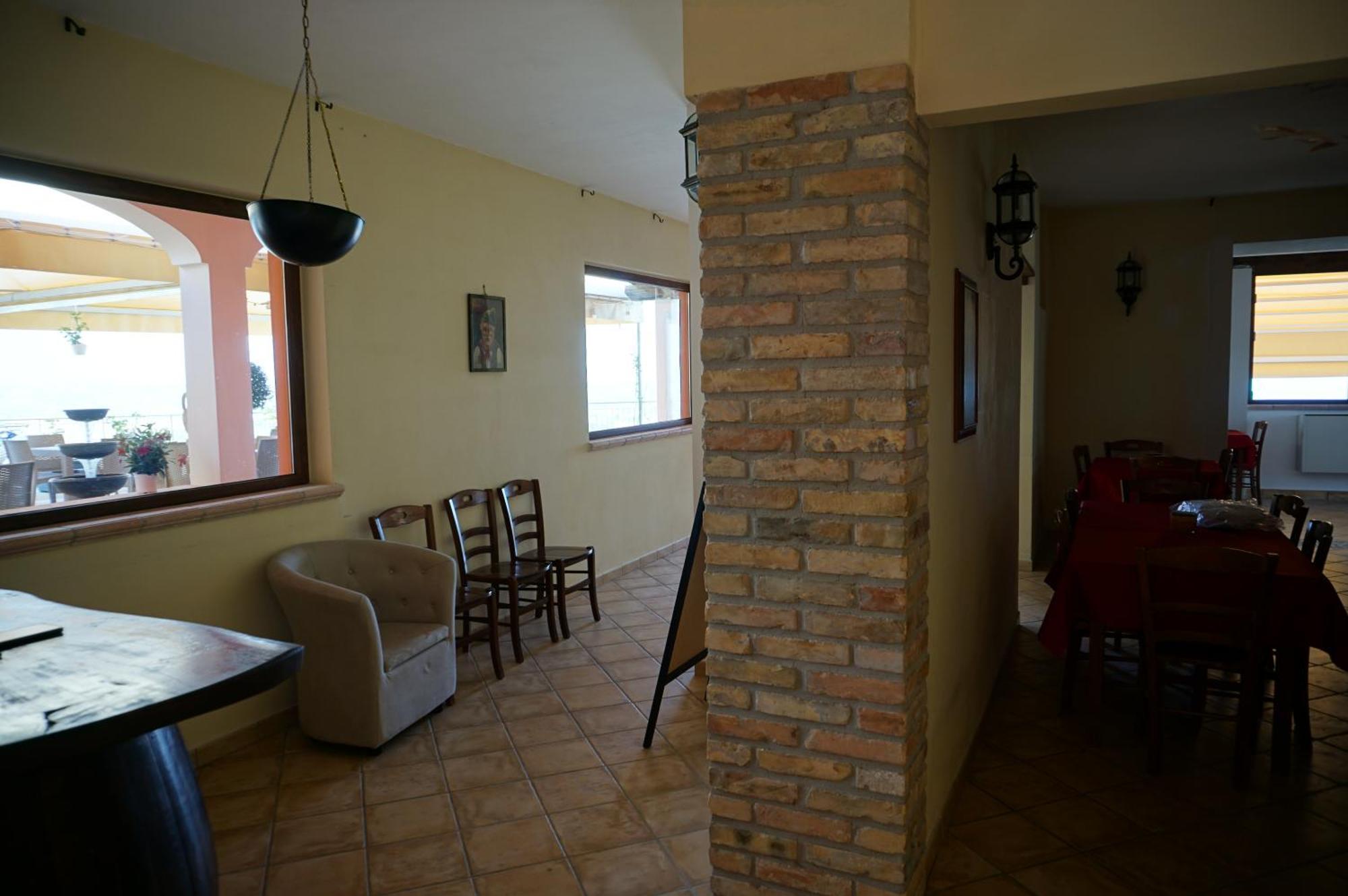 Bed and Breakfast La Terrazza Motta Atri Exterior foto