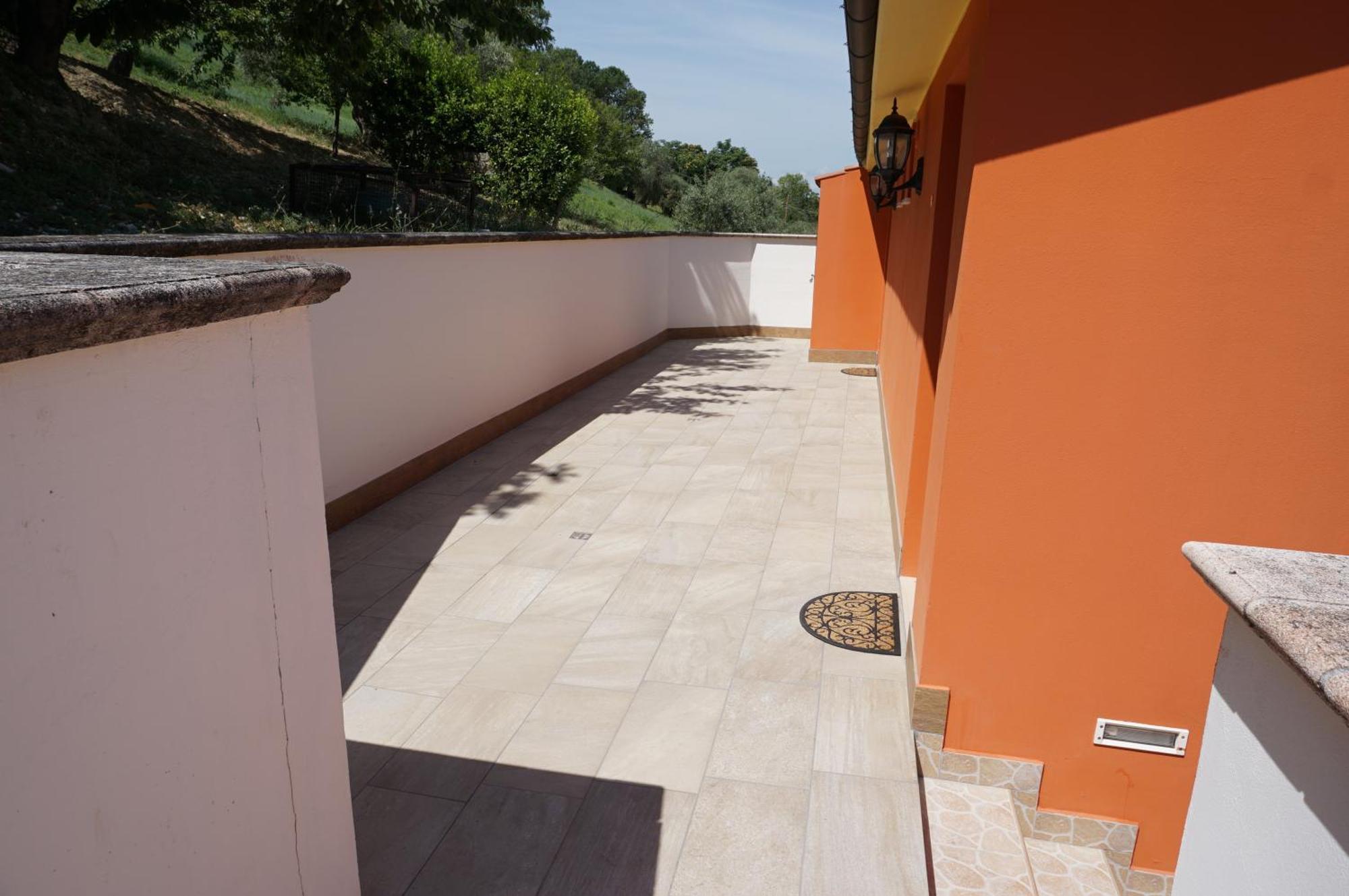 Bed and Breakfast La Terrazza Motta Atri Exterior foto