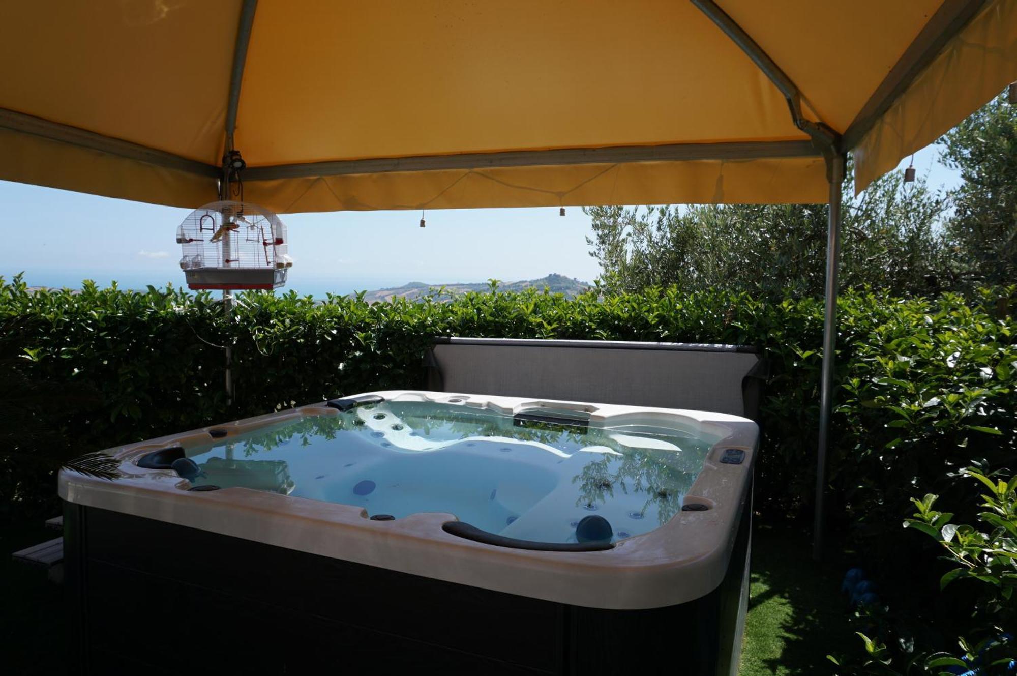 Bed and Breakfast La Terrazza Motta Atri Exterior foto